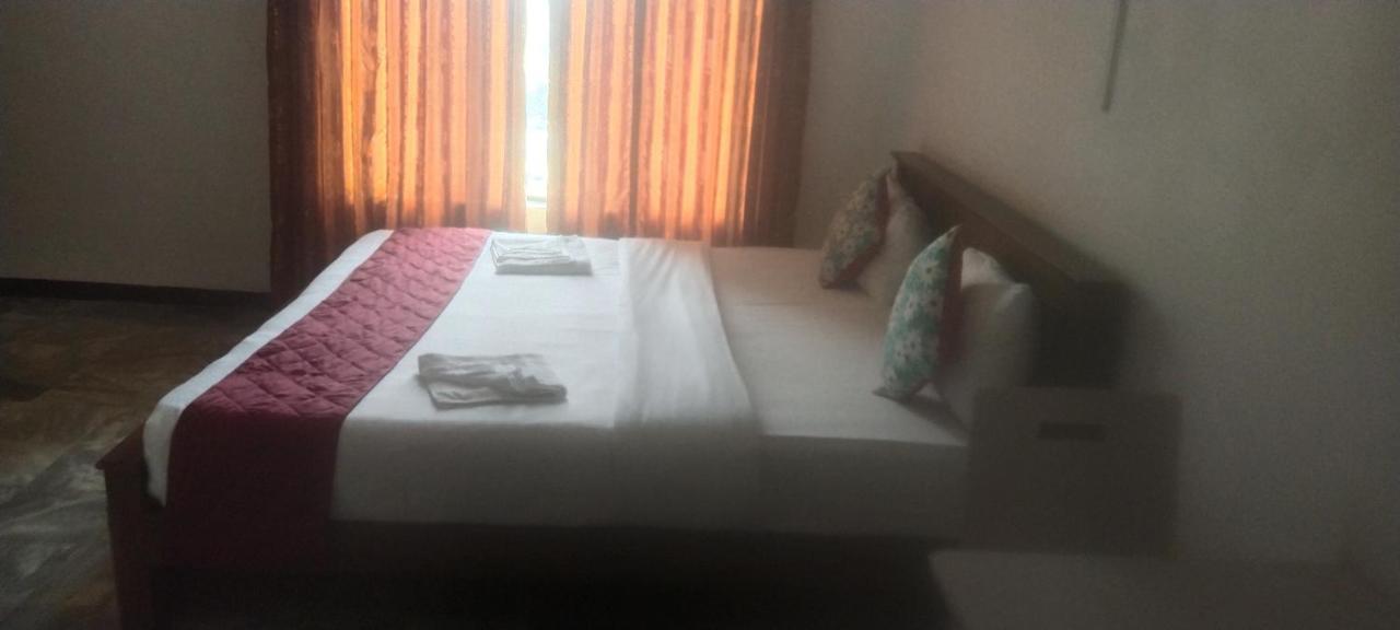 Unique View Nuwaraeliya Hotel Nuwara Eliya Eksteriør billede